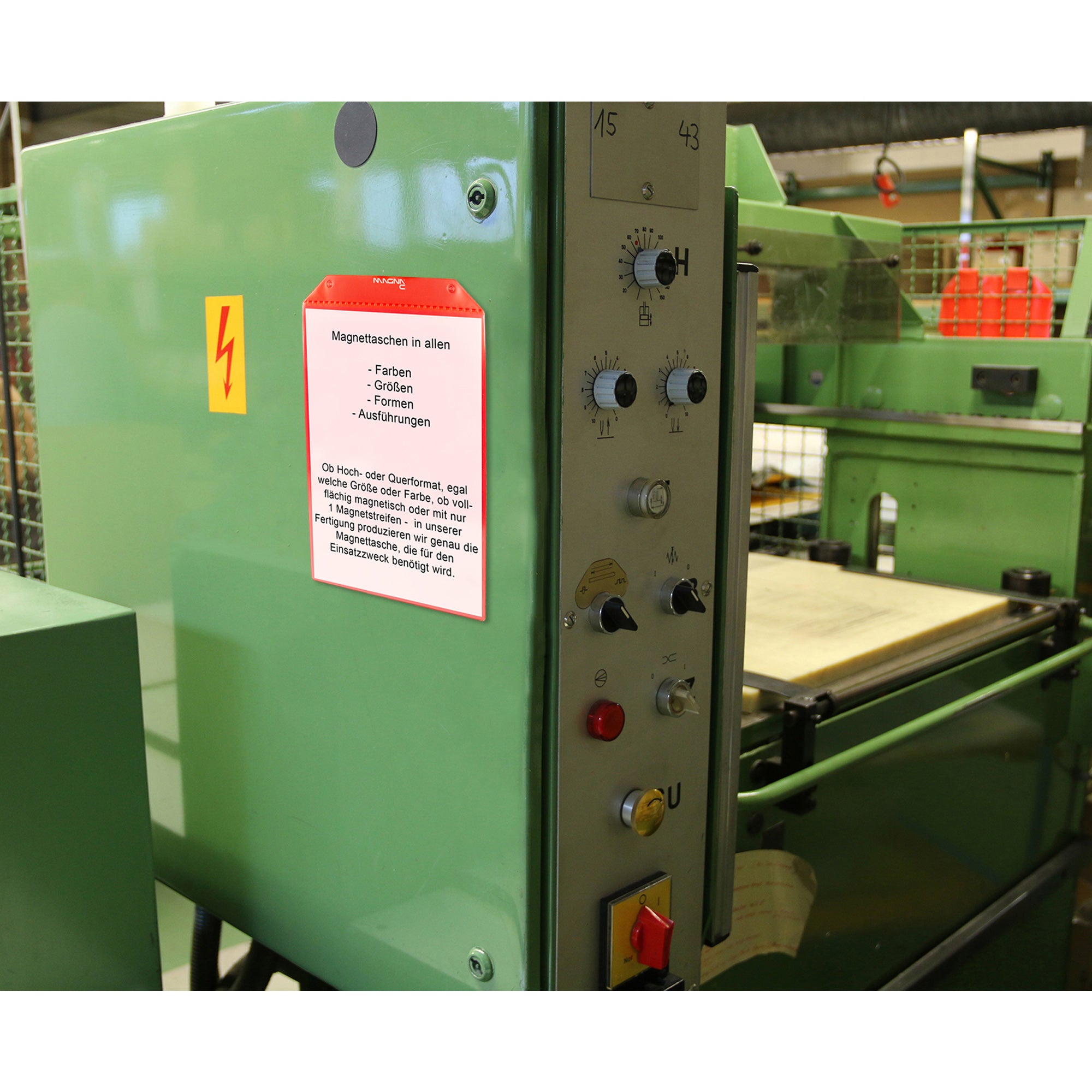 Magnettasche rot 220x300mm mit Magnetband für DIN A4 Anwendung