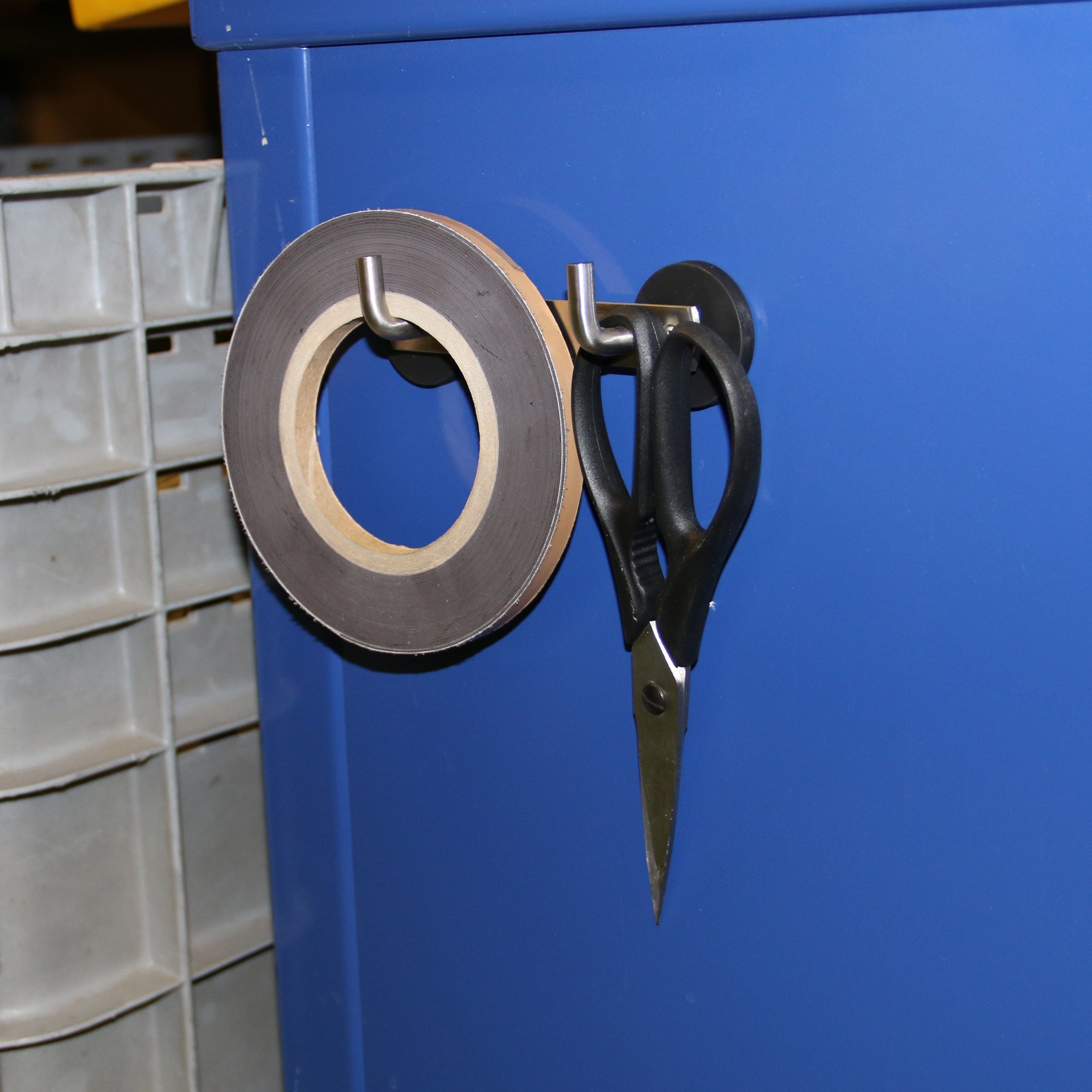 Edelstahlhaken 135mm mit gummierten Magneten Anwendung