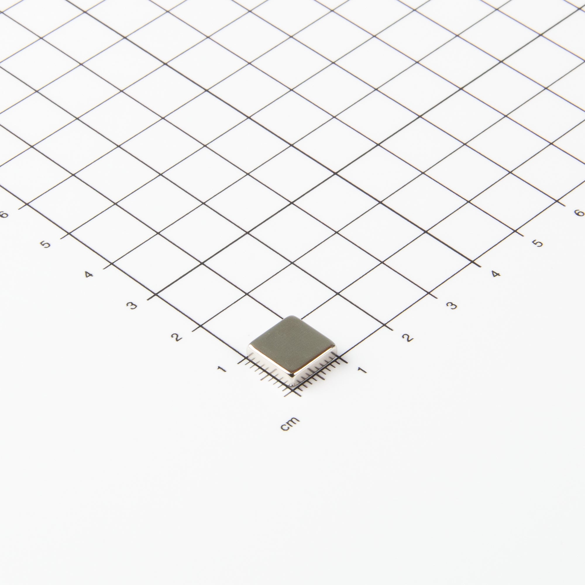Blockmagnet aus Neodym mit der Abmessung 10x10x3mm