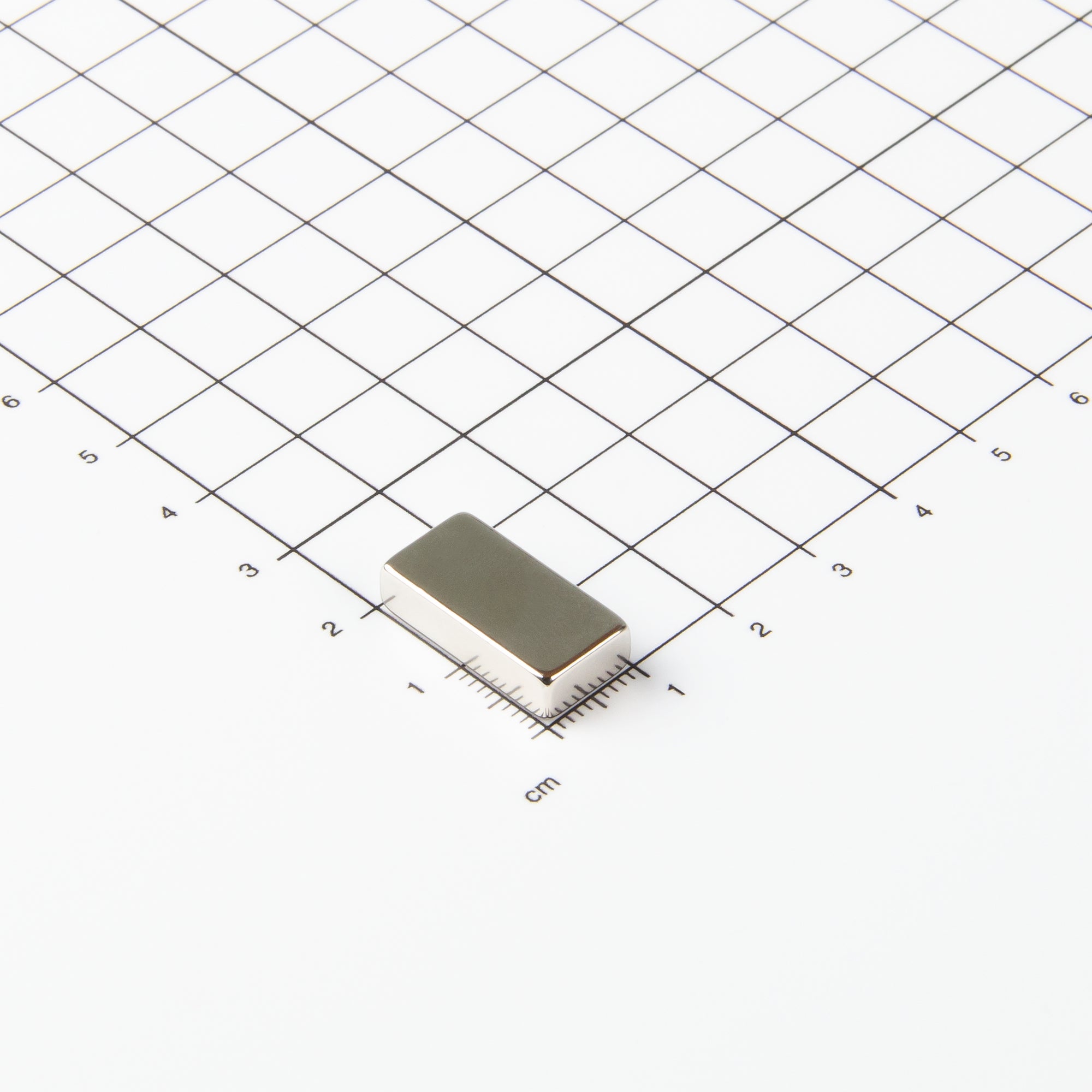 Blockmagnet aus Neodym mit der Abmessung 20x10x5mm