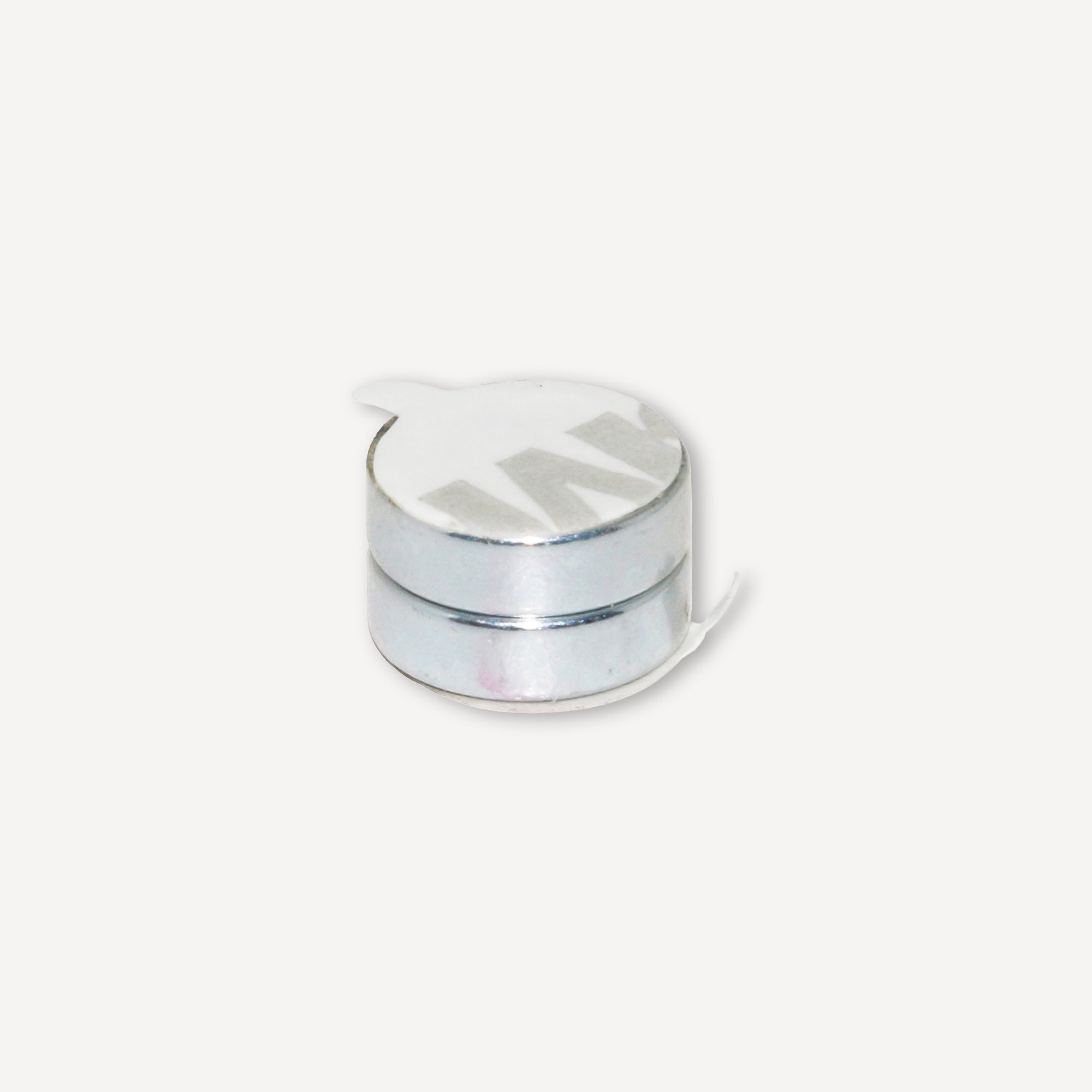 Selbstklebender Scheibenmagnet aus Neodym mit der Abmessung Ø10x3mm