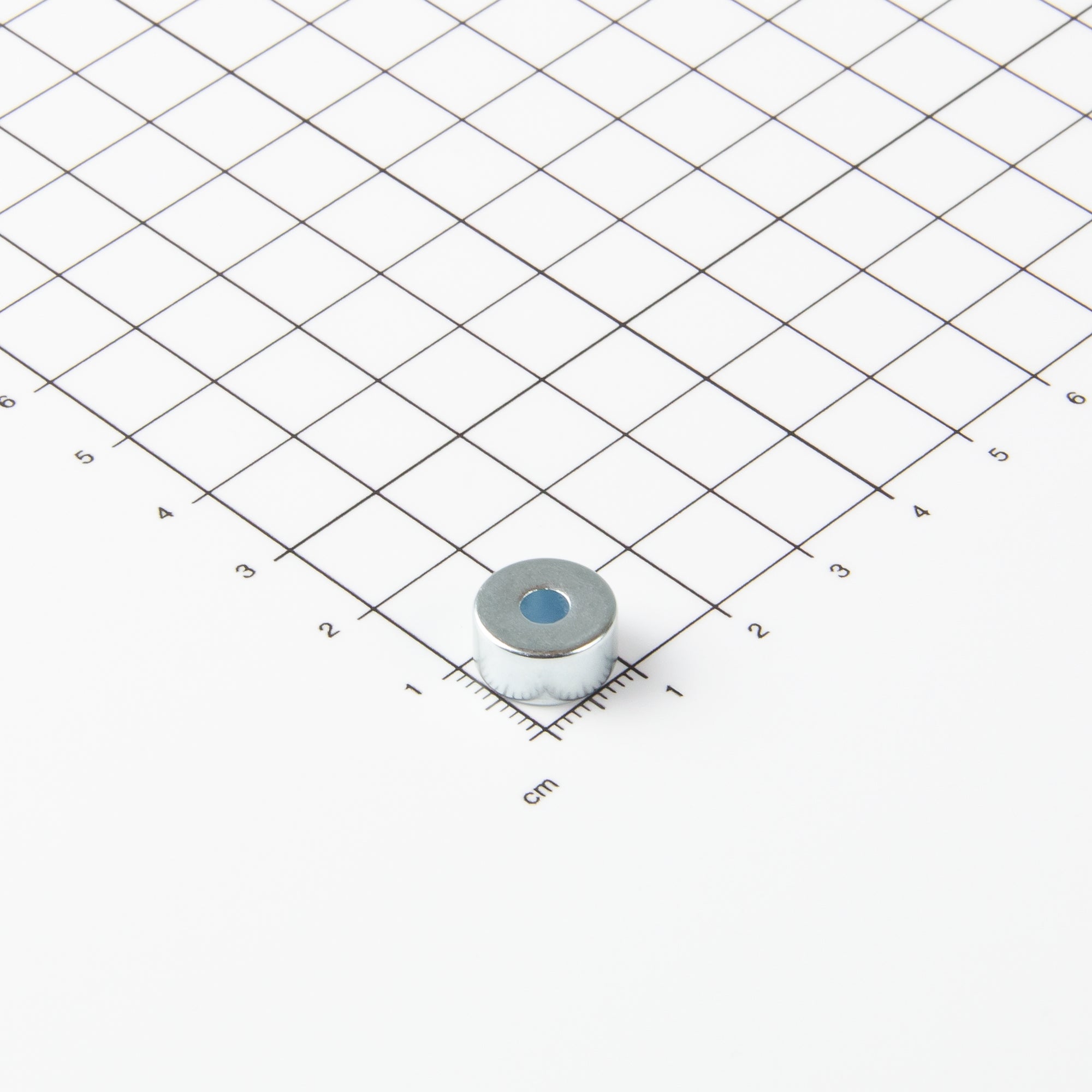Ringmagnet aus Neodym mit der Abmessung Ø12xØ4x6mm