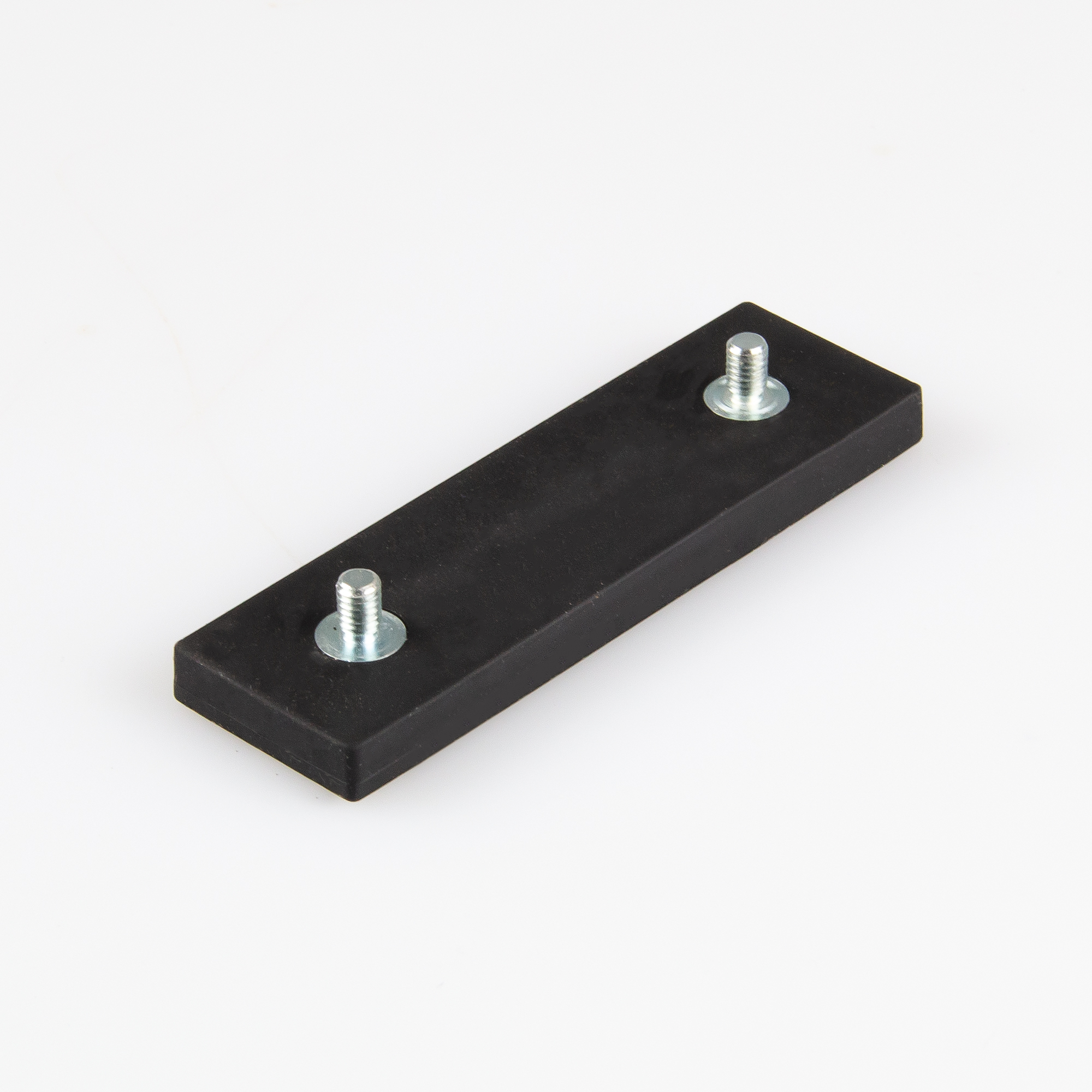 Gummierter Magnet mit Gewindezapfen M4