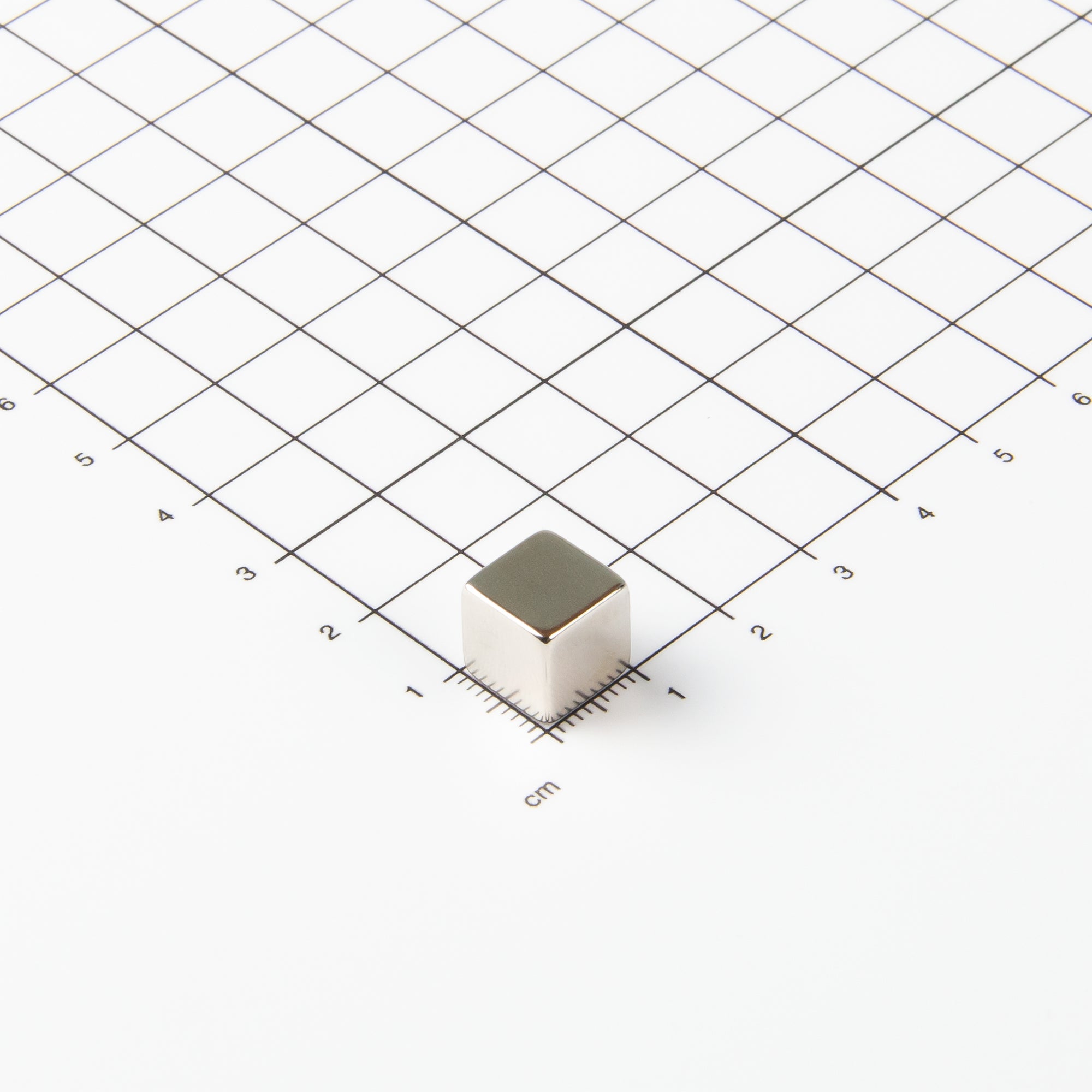 Blockmagnet aus Neodym mit der Abmessung 10x10x10mm