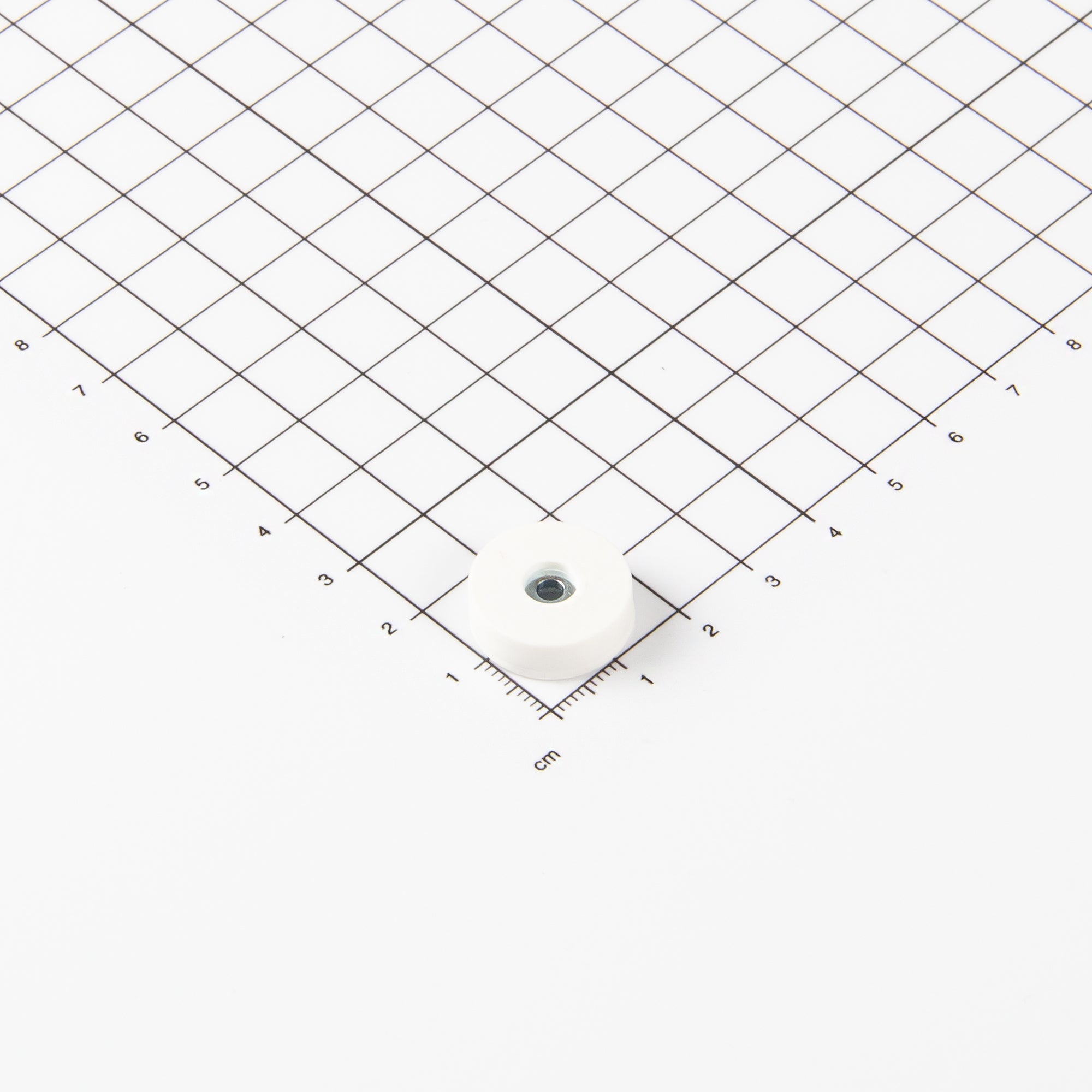 Gummierter Magnet Ø18x6mm mit zylindrischer Senkung