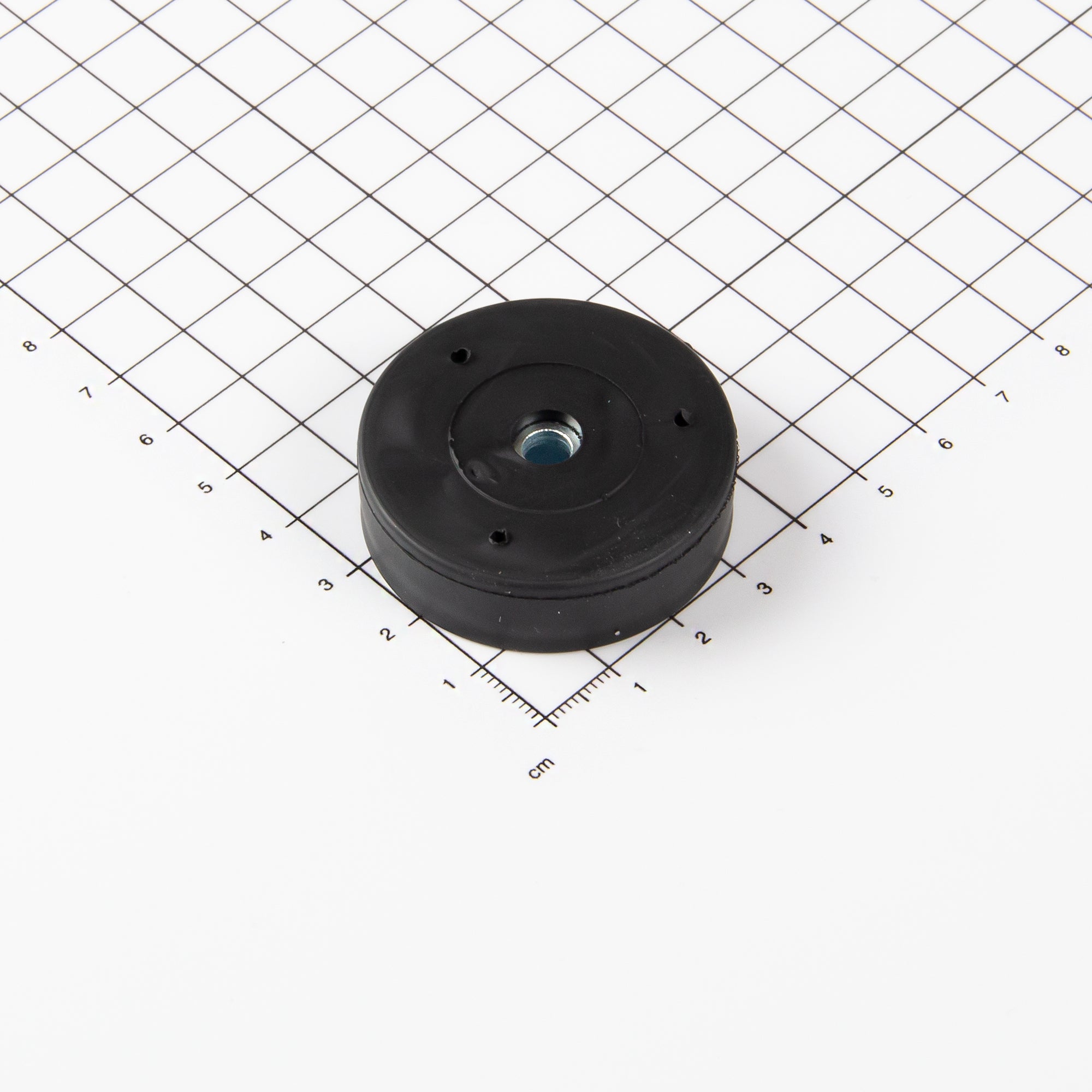Gummierter schwarzer Magnet Ø43x12,5mm mit konischer Senkung
