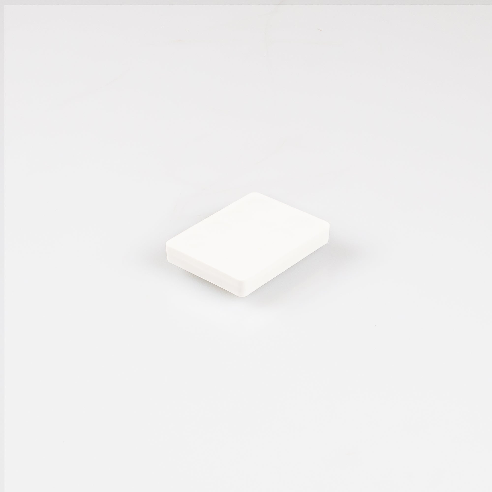 Gummiertes weißes Magnetsystem 59x45x8,5mm Gewindebuchse M5 Haftfläche