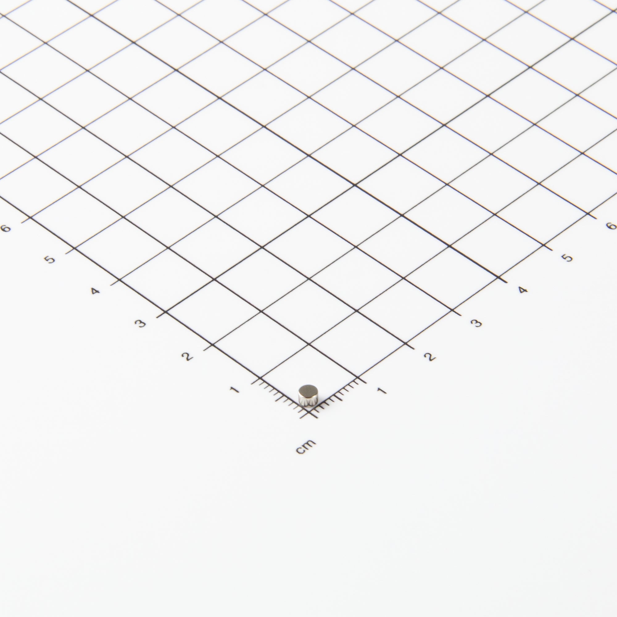 Flacher Scheibenmagnet aus Neodym mit der Abmessung Ø3x2mm