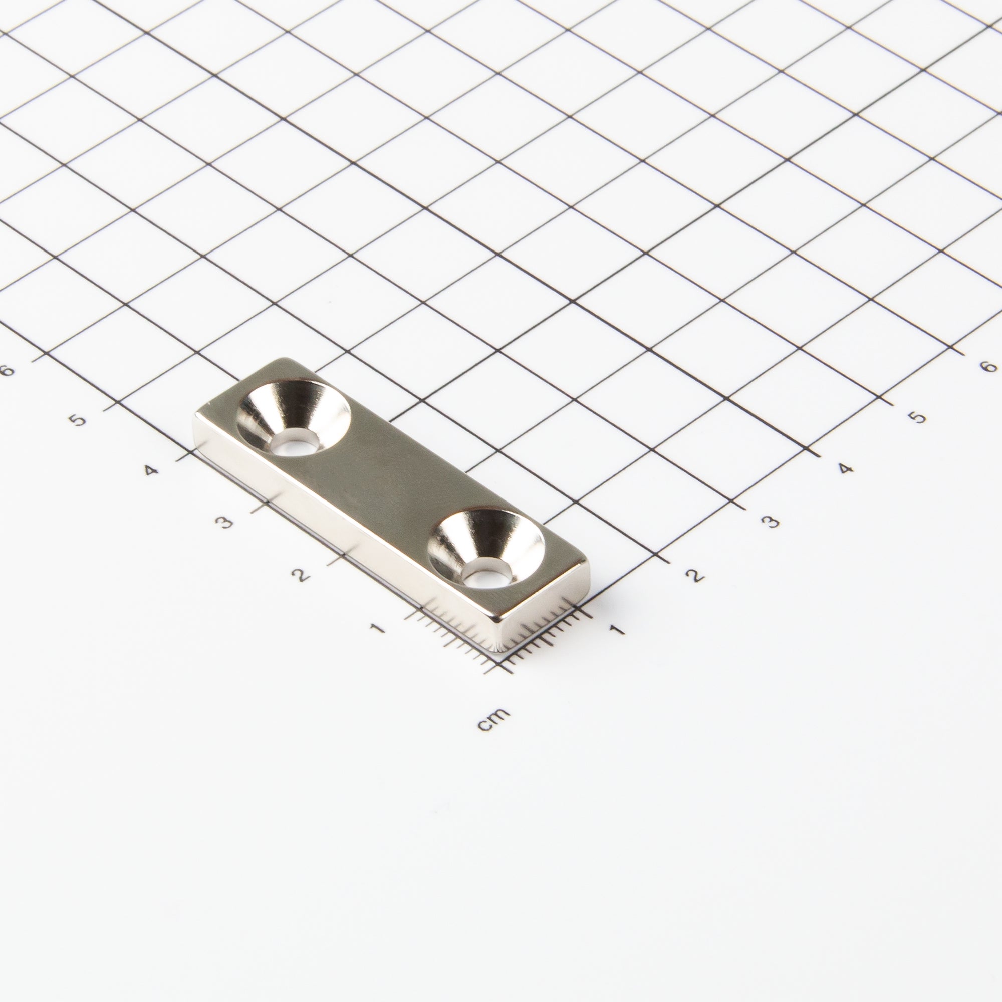 Neodym Blockmagnet mit konischer Senkbohrung 40x12x5mm