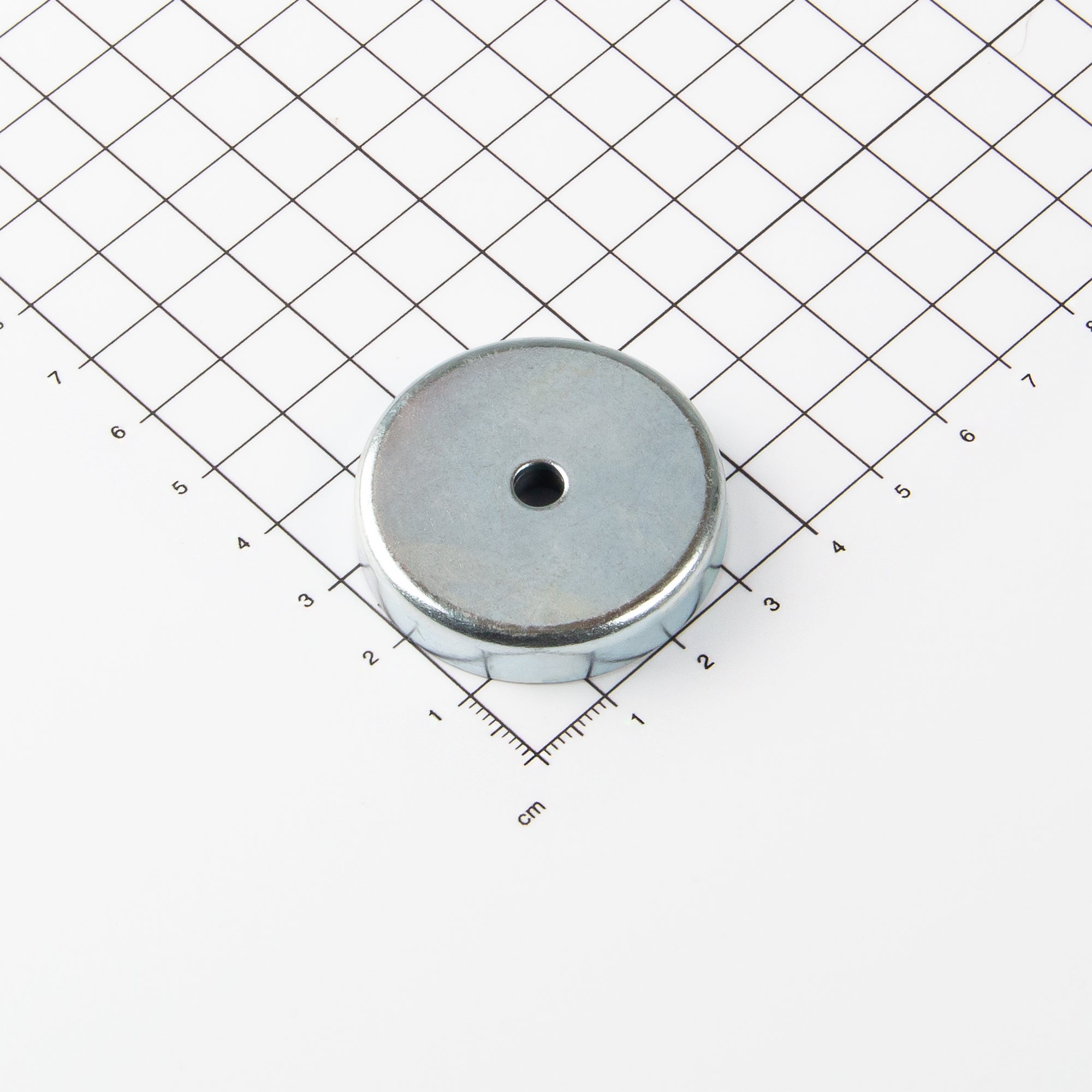 Ferrit Flachgreifer Ø40x8mm mit konischer Senkung