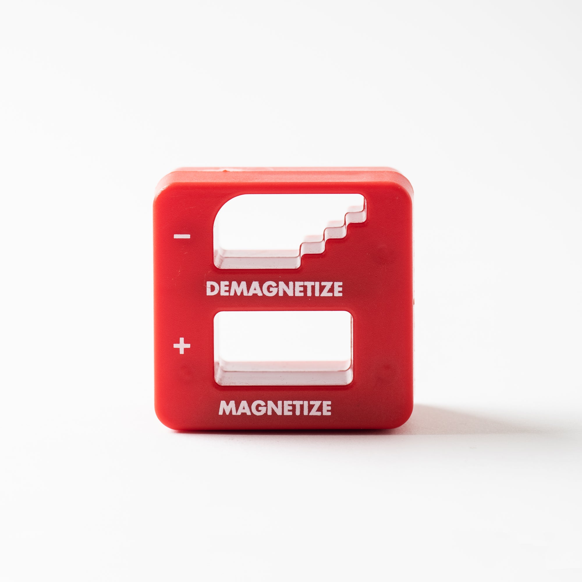 Magnetisier- und Entmagnetisiergerät für Schraubendreher