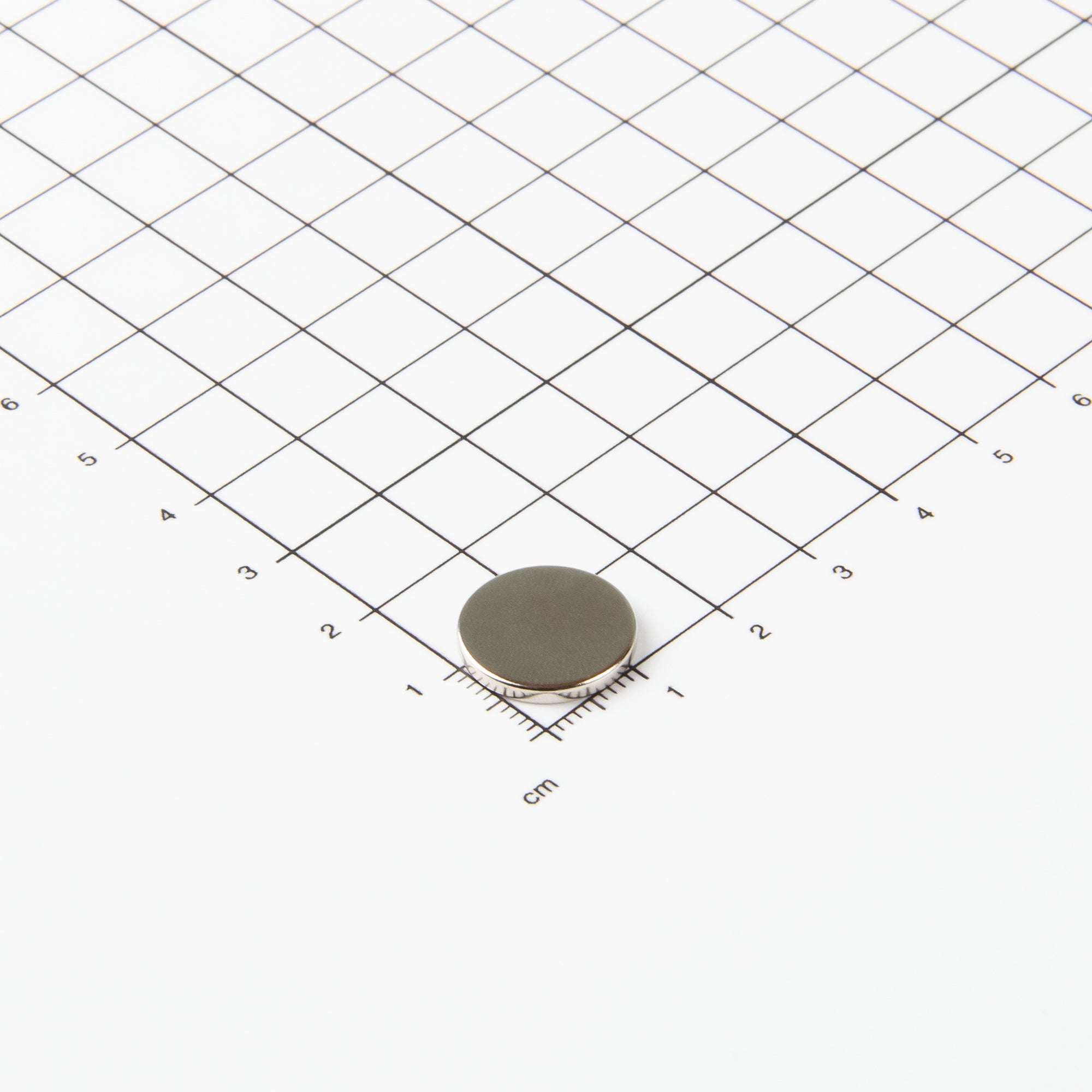 Flacher Scheibenmagnet aus Neodym mit der Abmessung Ø15x2mm