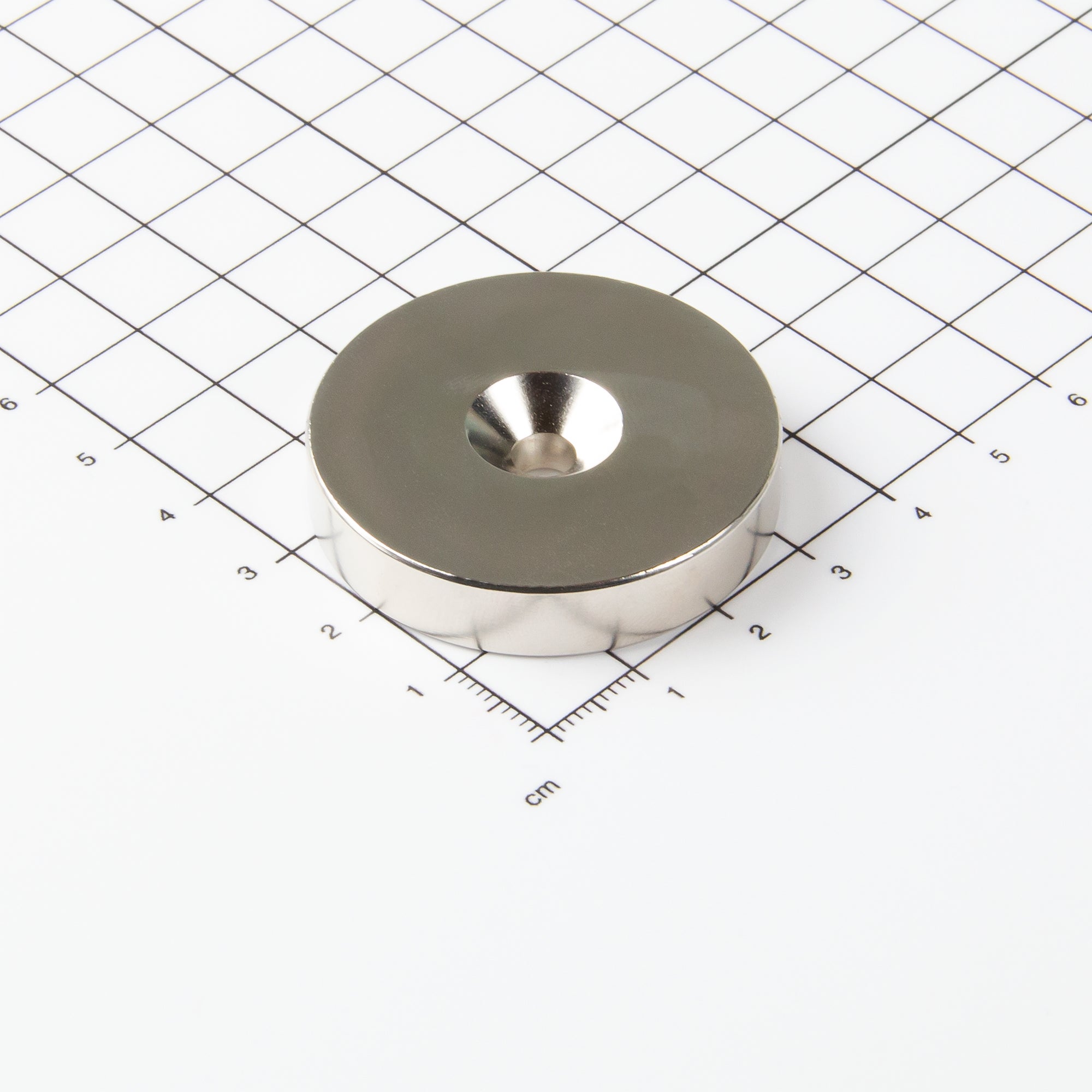 Neodym Ringmagnet mit konischer Senkbohrung Ø40xØ5,5x8mm