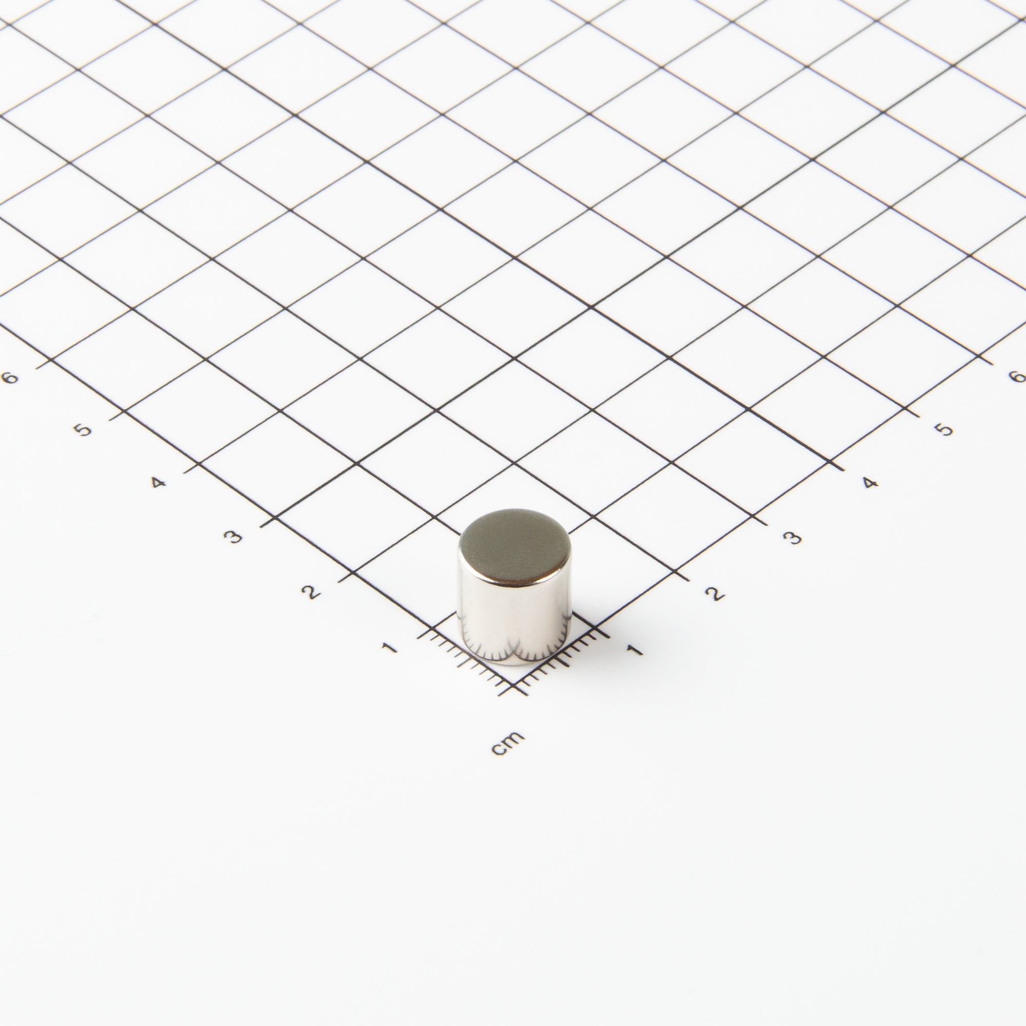 Flacher Scheibenmagnet aus Neodym mit der Abmessung Ø10x10mm
