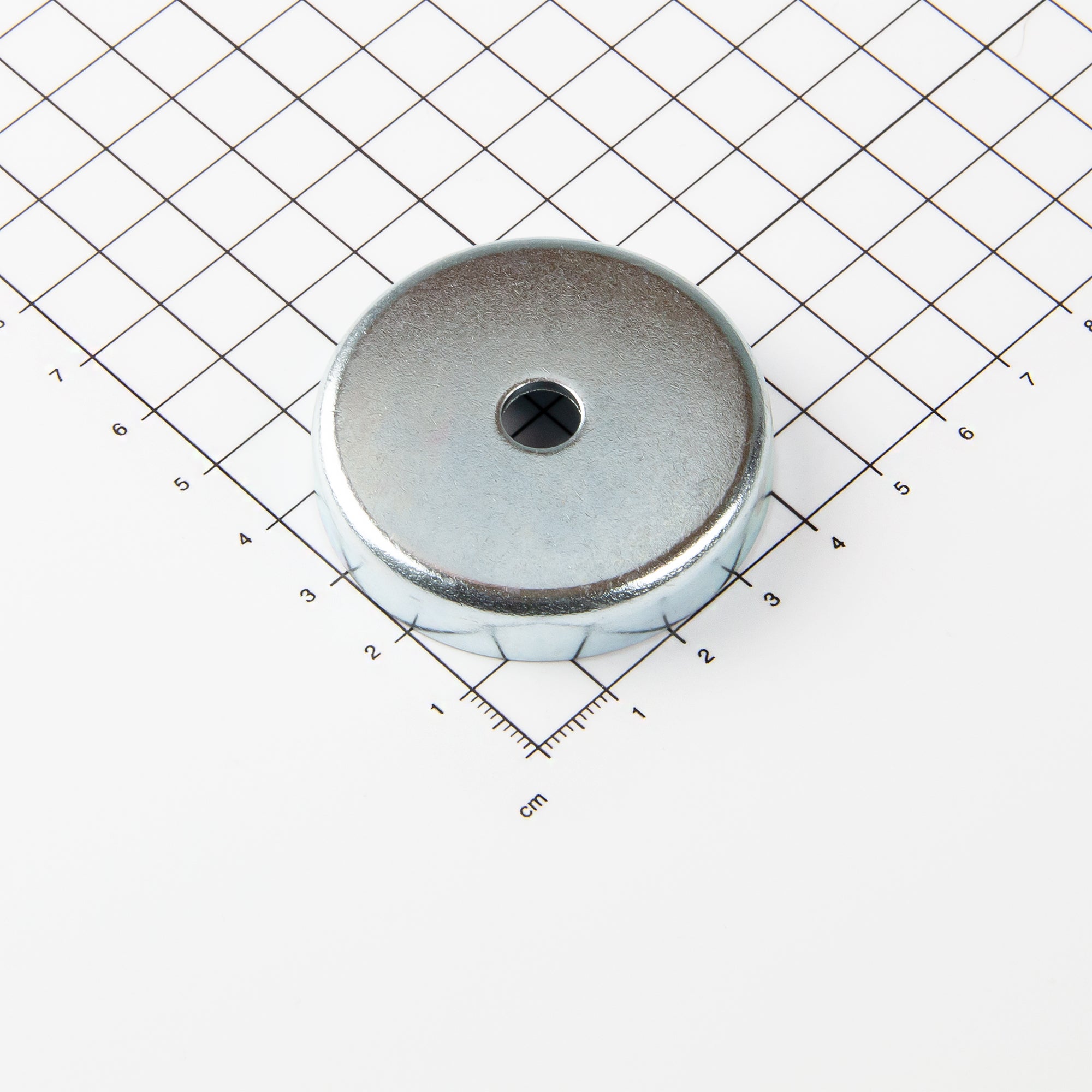 Ferrit Flachgreifer Ø50x10mm mit zylindrischer Senkung