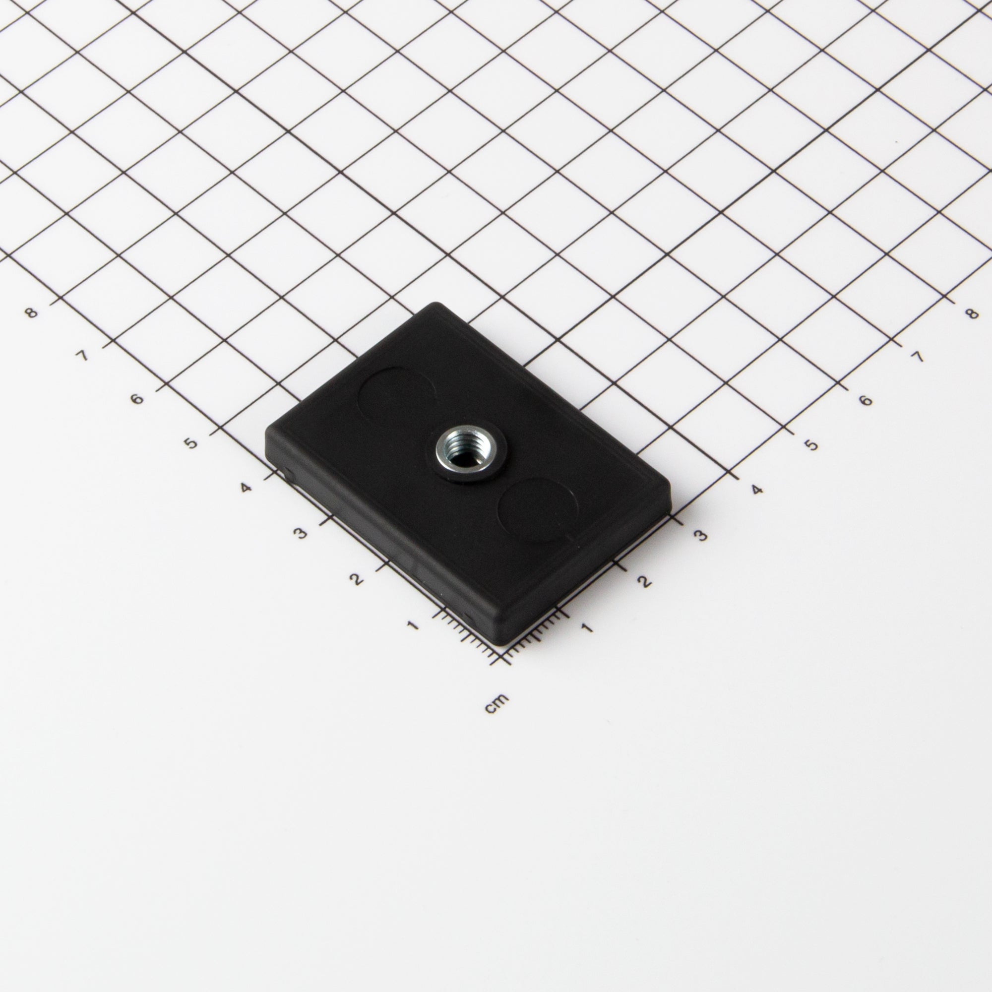 Gummierter Magnet 43x31x6,9mm mit Innengewinde M6