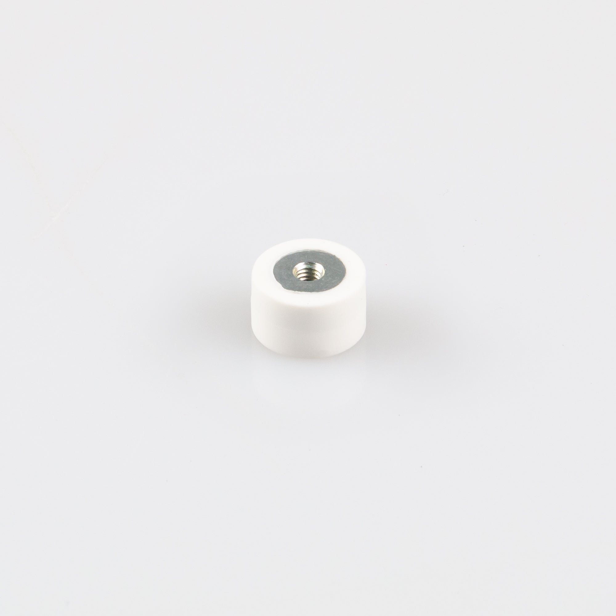 Gummiertes weißes Magnetsystem Ø12x7mm mit Innengewinde M3