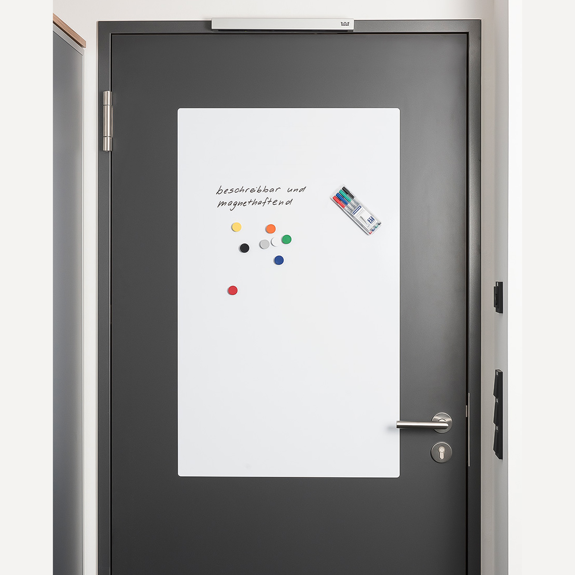 Beschreibbare Haftfolie für Magnete selbstklebend Anwendung