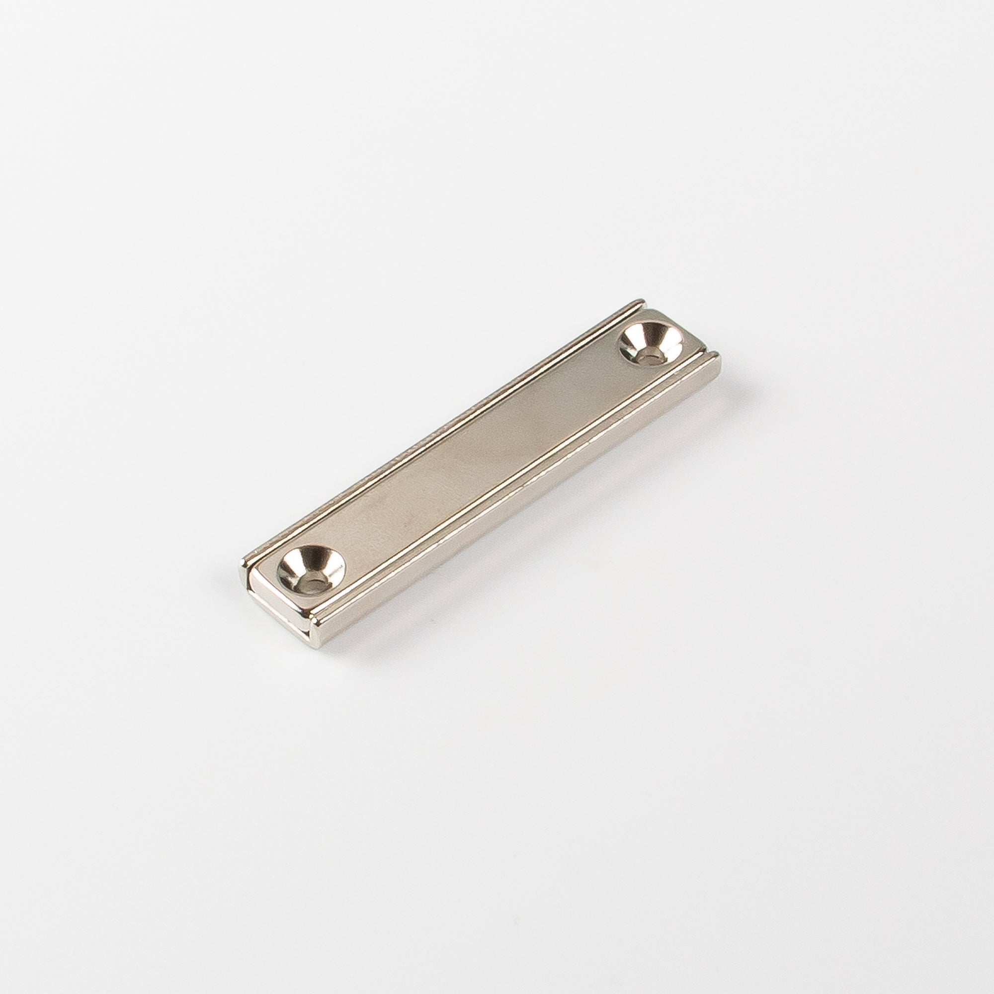 Neodym-Flachleiste 60x13,5x5mm mit konischer Senkung
