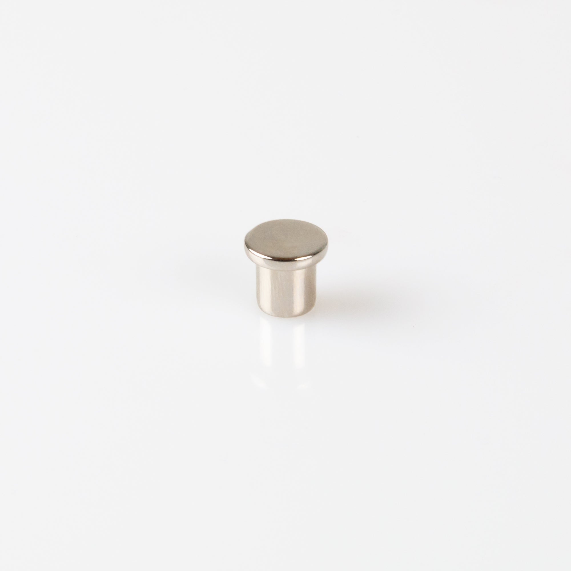Neodym-Magnet mit Griffrand Ø8x10mm