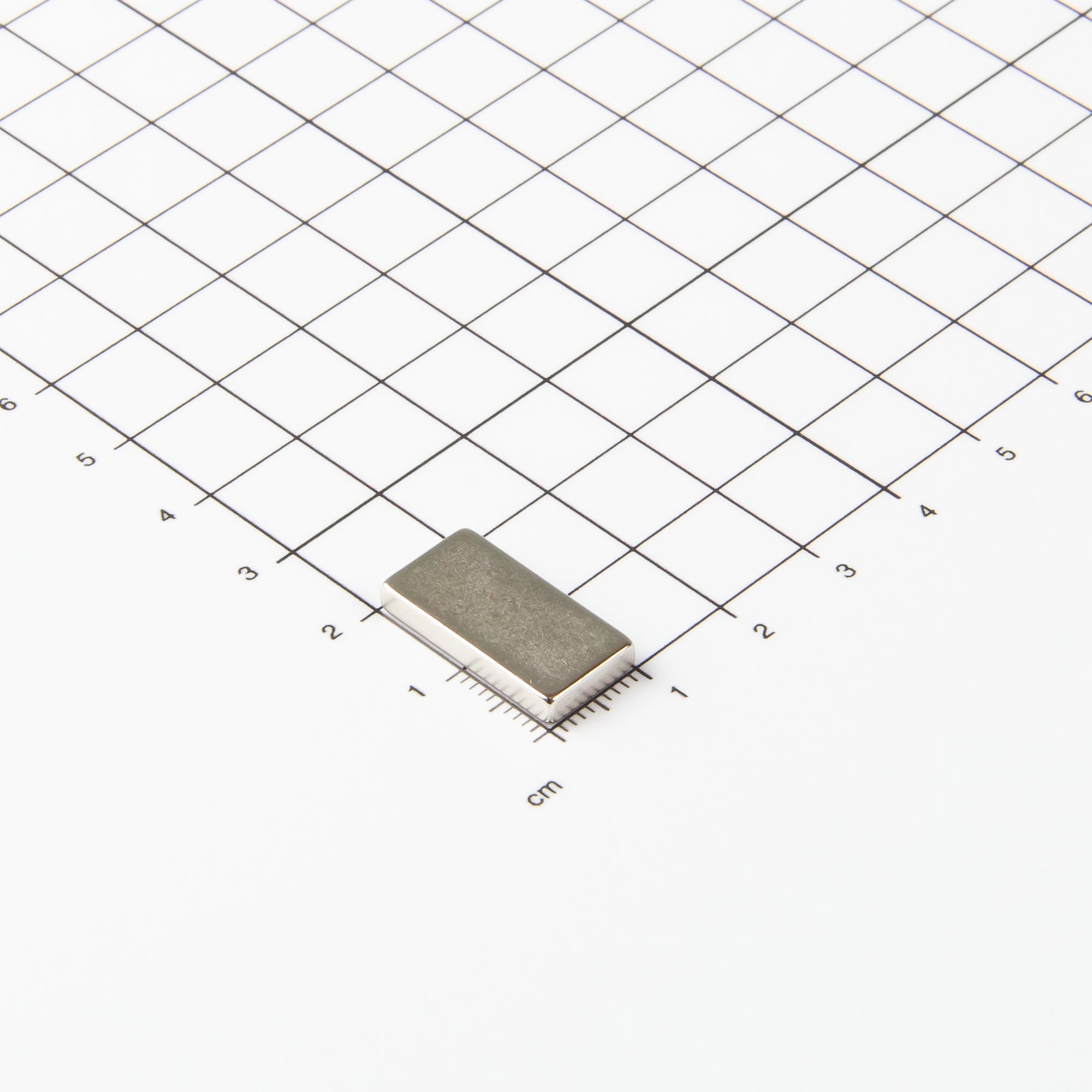Blockmagnet aus Neodym mit der Abmessung 20x10x3mm