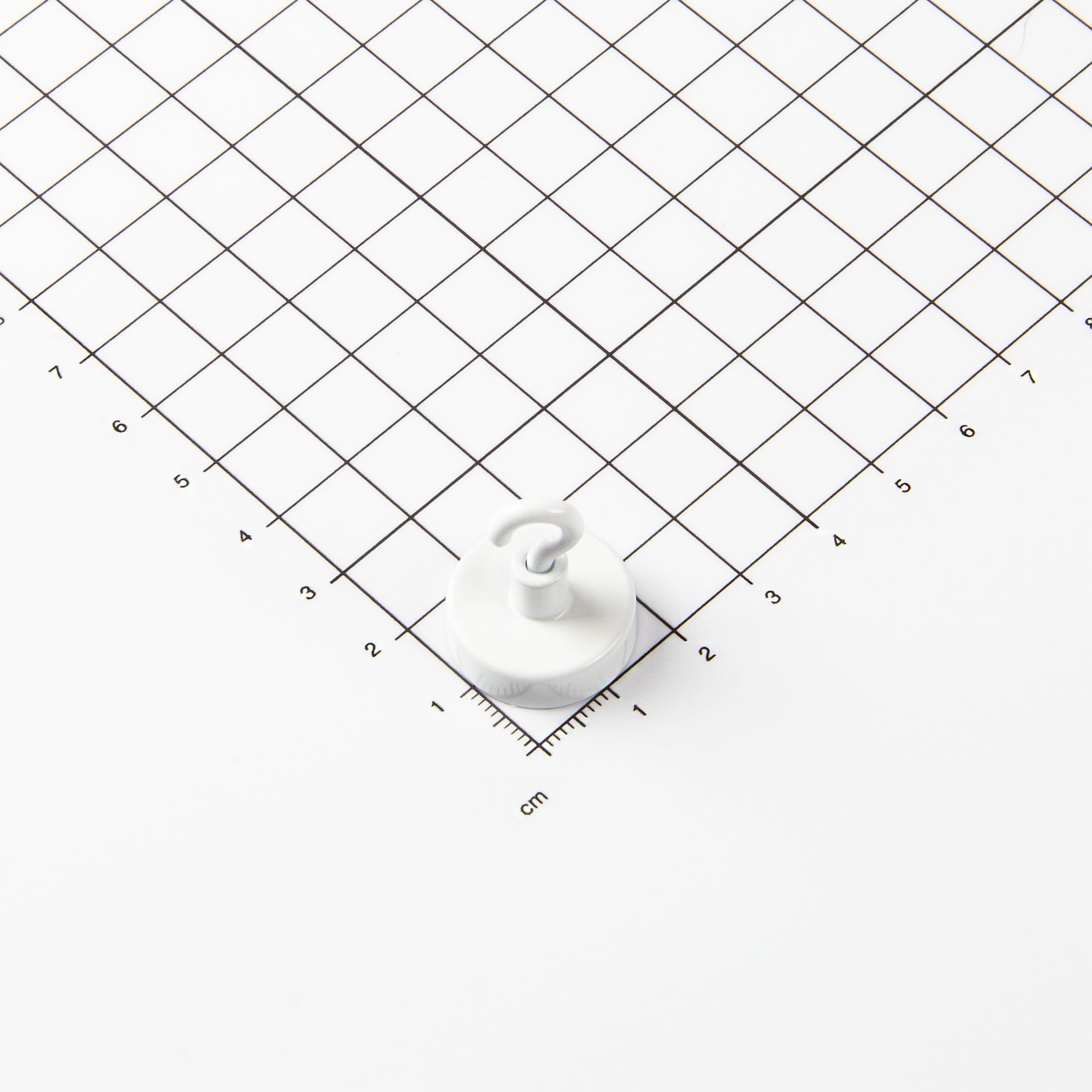 Weißer Ferrit Flachgreifer mit Gewindebuchse M3 Ø20x13mm mit Haken