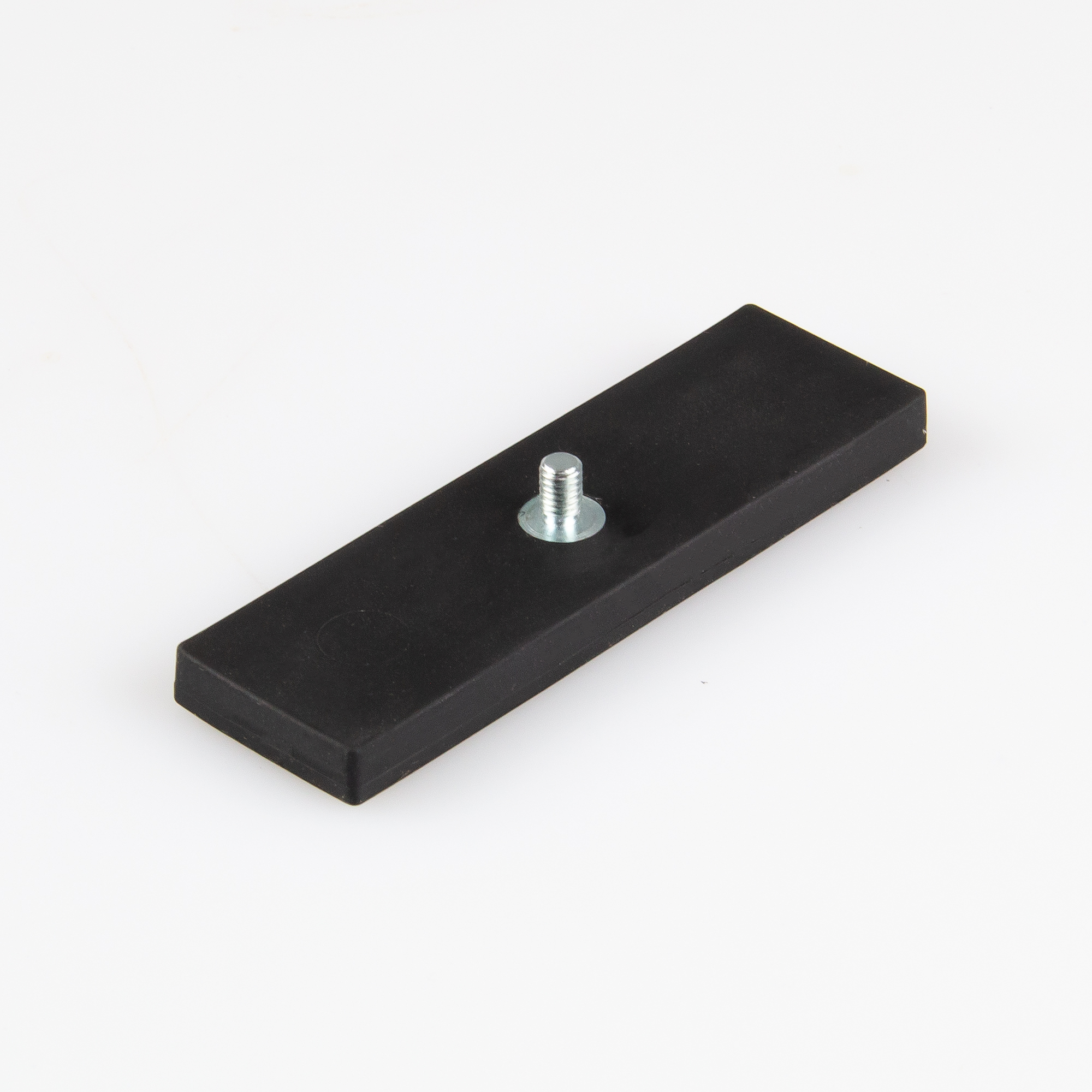 Gummierter Magnet mit Gewindezapfen M4