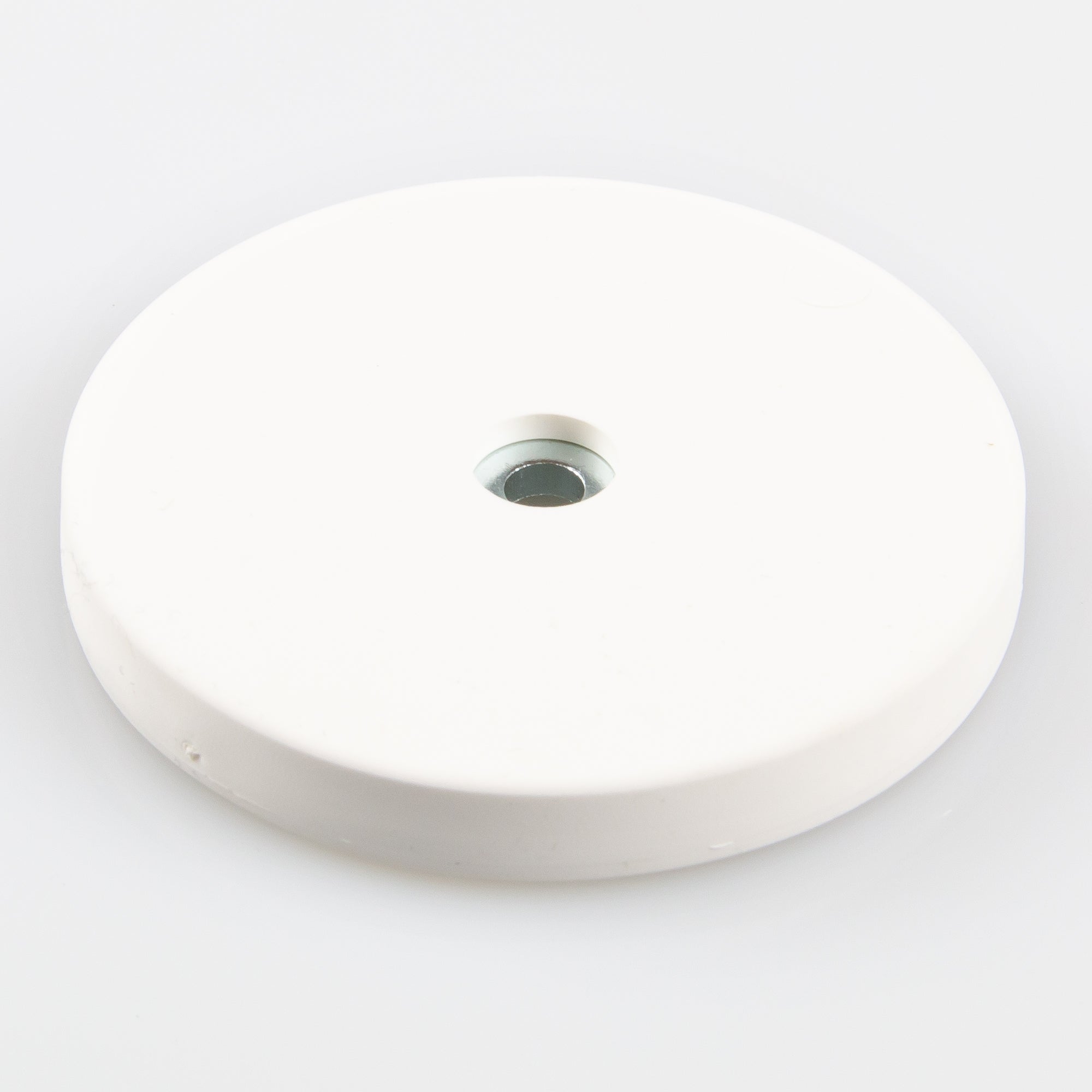 Gummierter Magnet Ø66x8,5mm mit zylindrischer Senkung