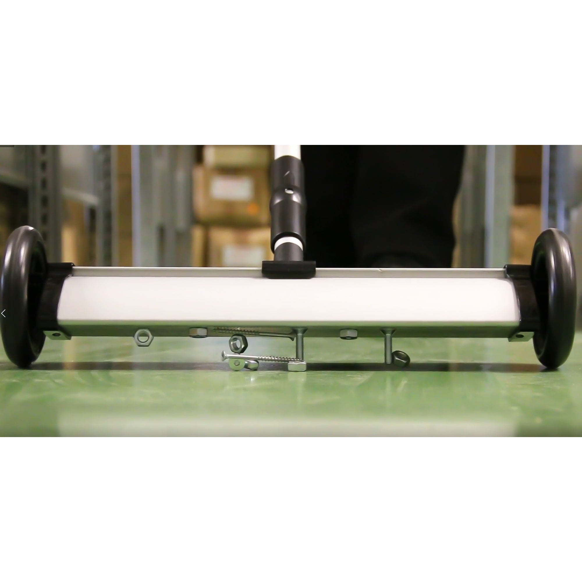 Hand-Magnetbesen Anwendung