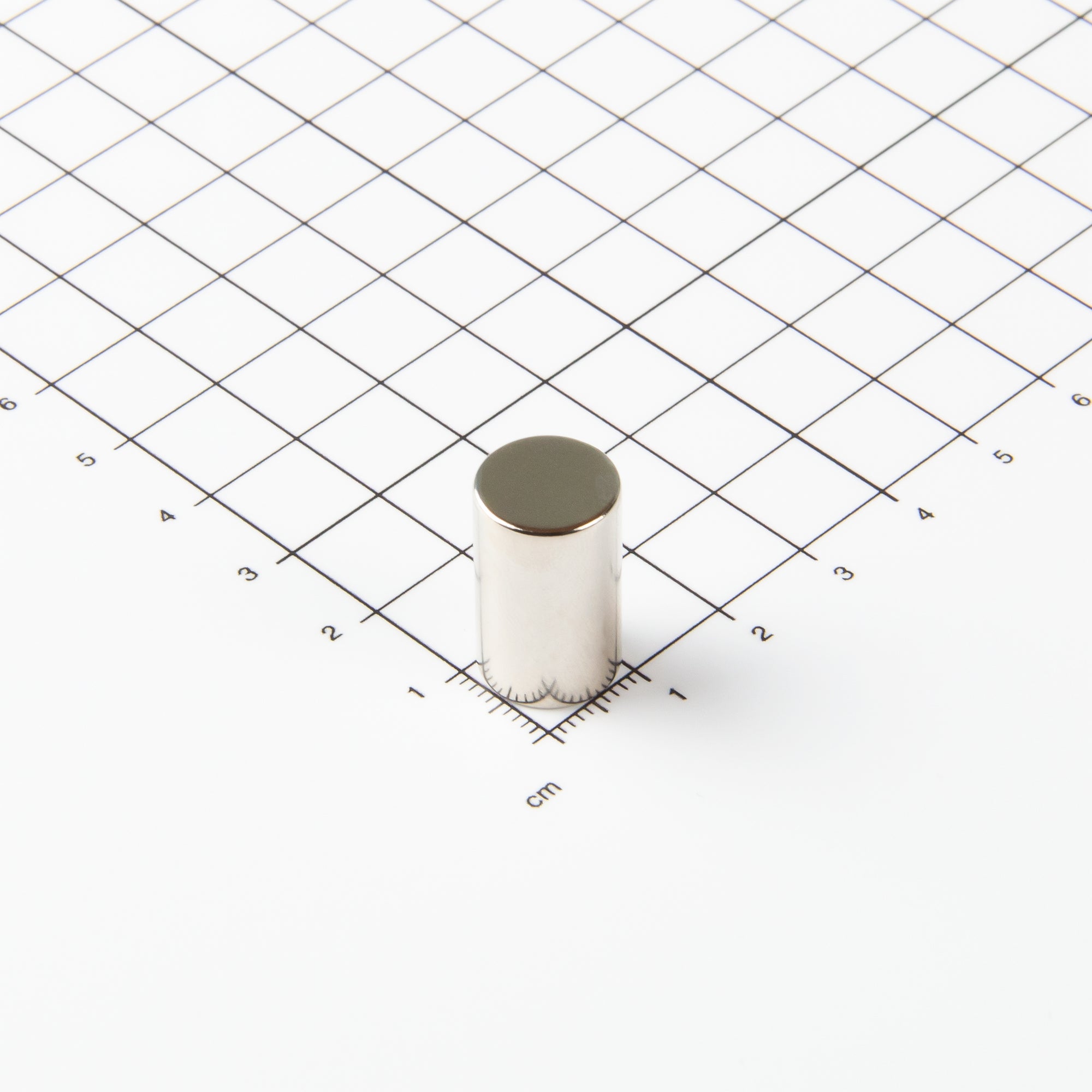 Zylindrischer Stabmagnet aus Neodym mit der Abmessung Ø12x20mm