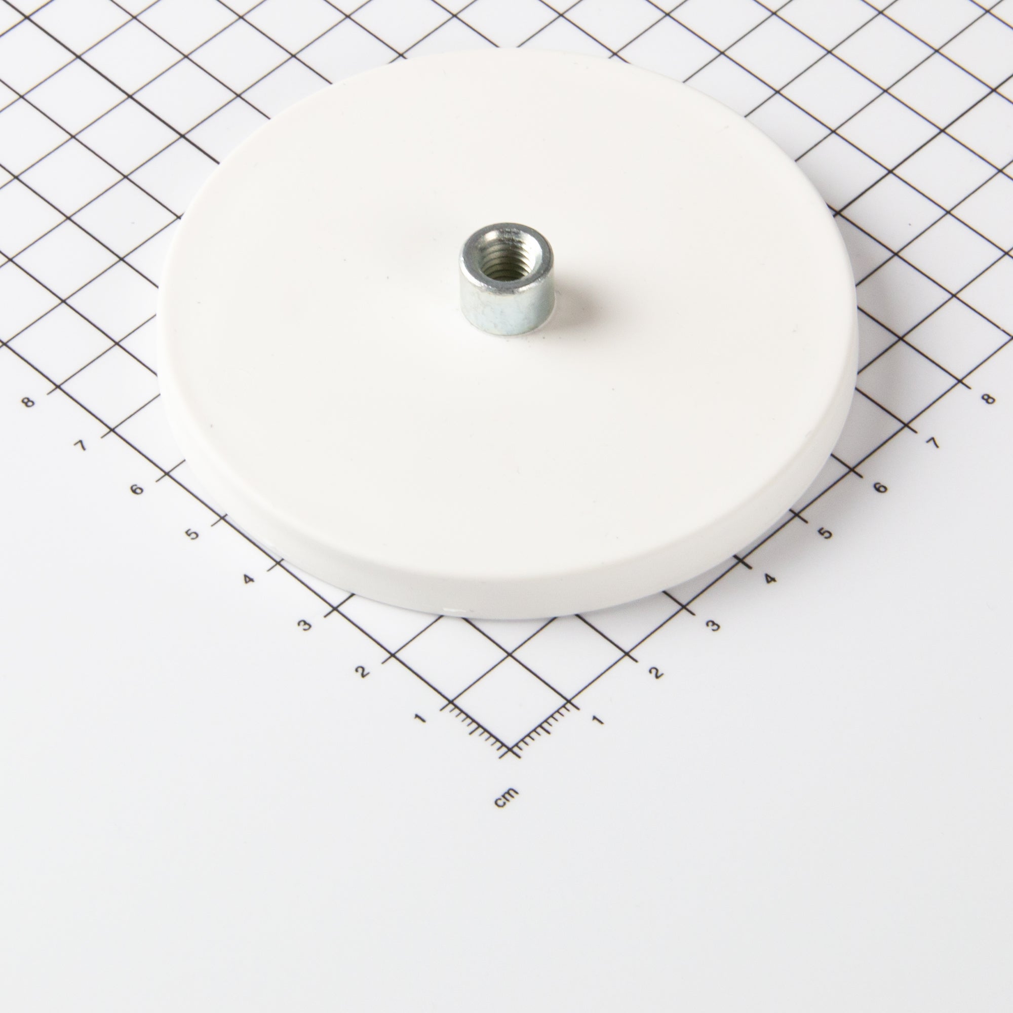 Gummiertes weißes Magnetsystem Ø88x8,5mm mit Gewindebuchse M8