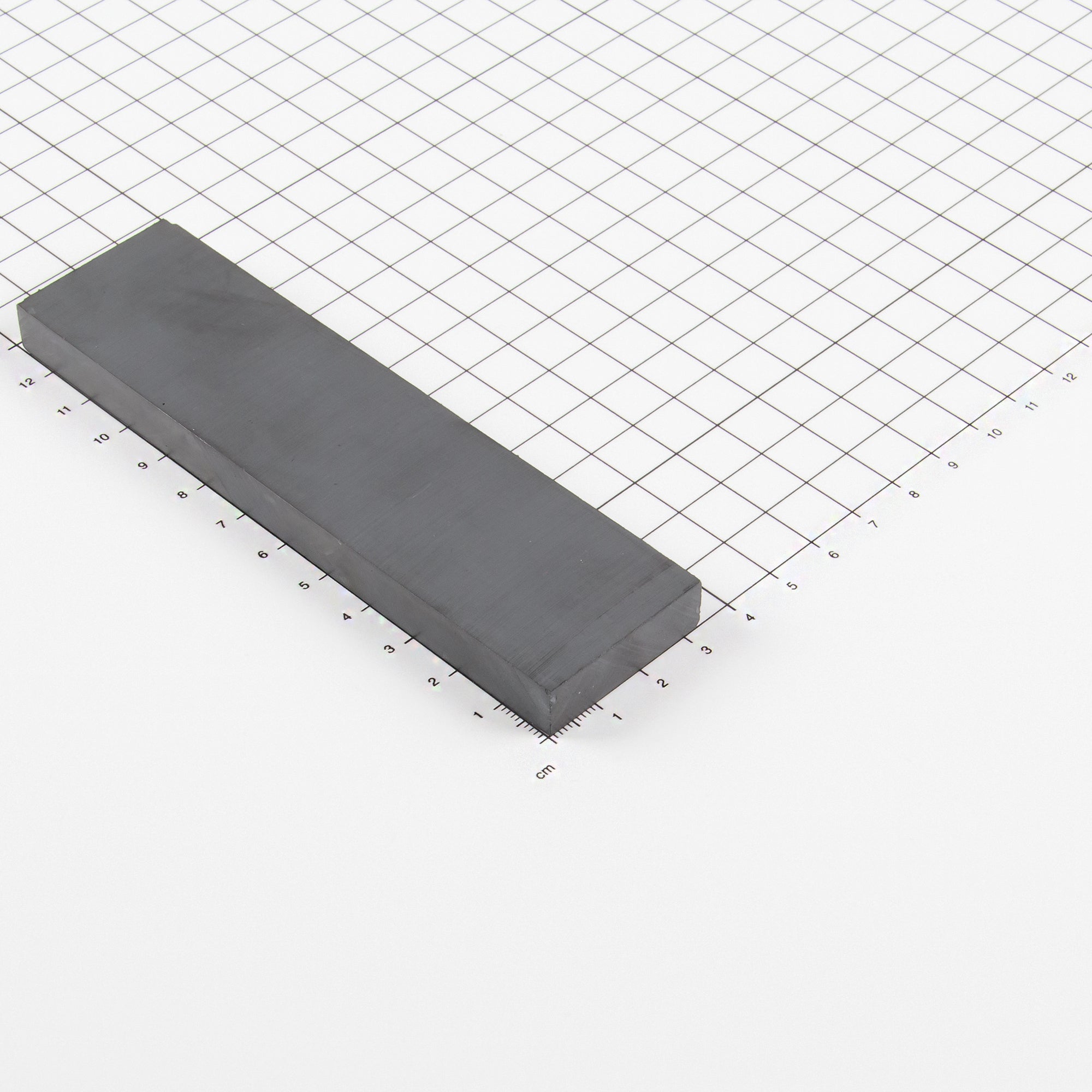 Blockmagnet aus Ferrit in der Abmessung 130x35x10mm