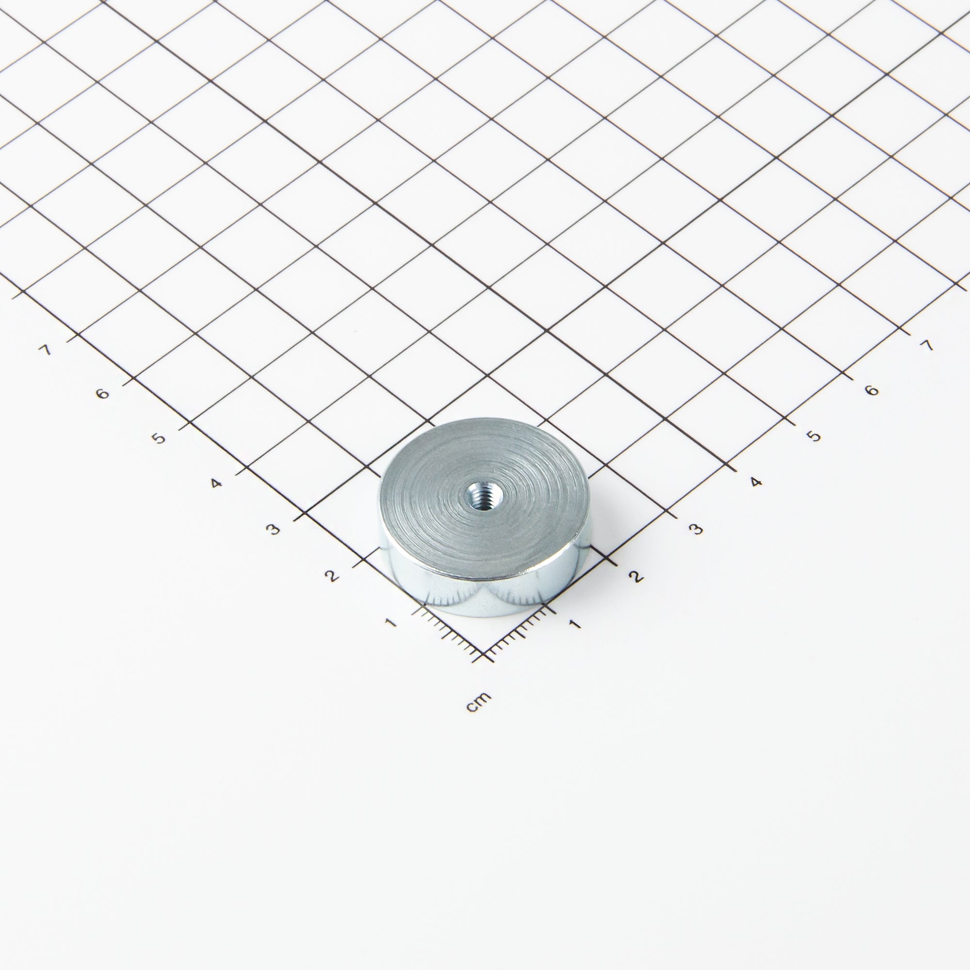 Neodym Topfmagnet mit Innengewinde M4 in der Abmessung Ø25x7mm