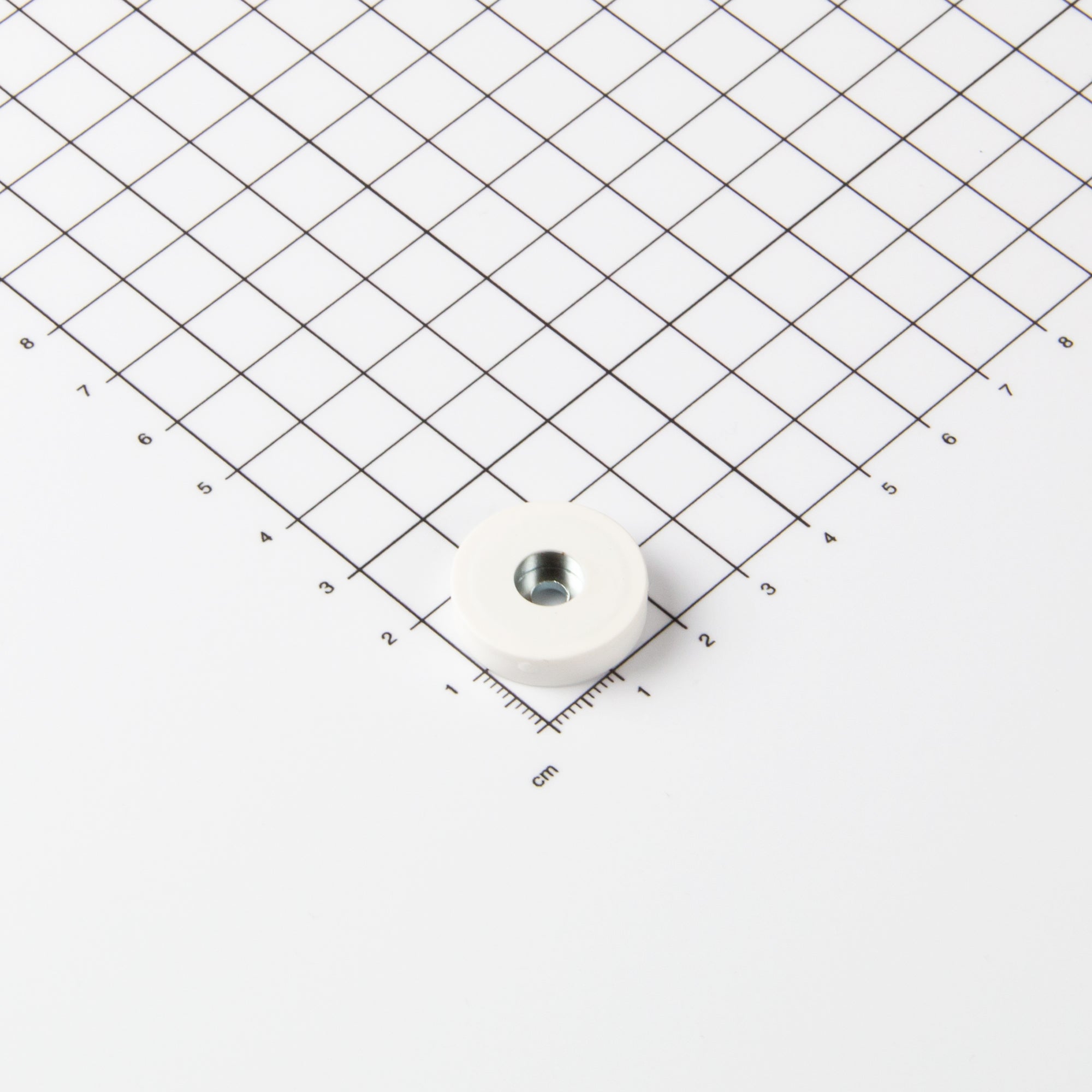 Gummierter Magnet Ø22x6mm mit zylindrischer Senkung