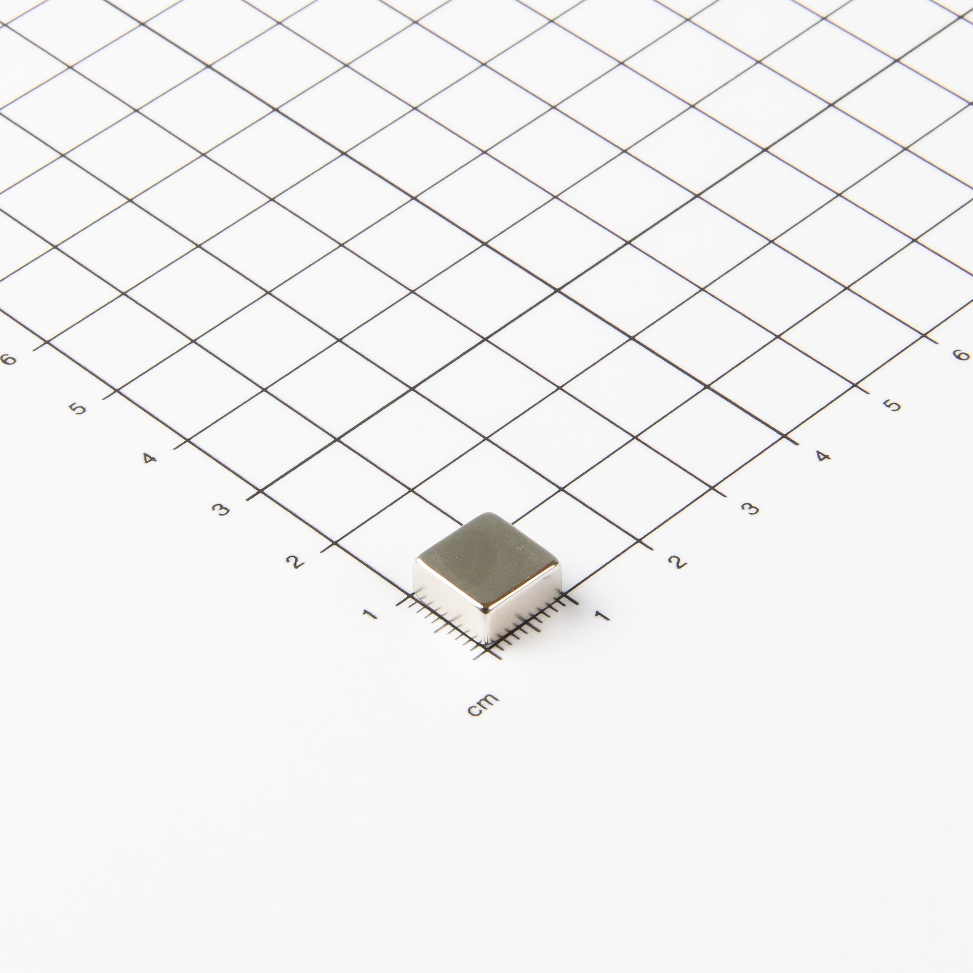Blockmagnet aus Neodym mit der Abmessung 10x10x5mm